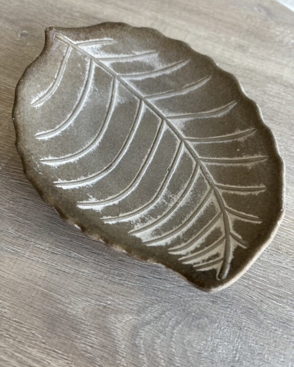 HOJA RUSTICA CHICA (BANDEJA)