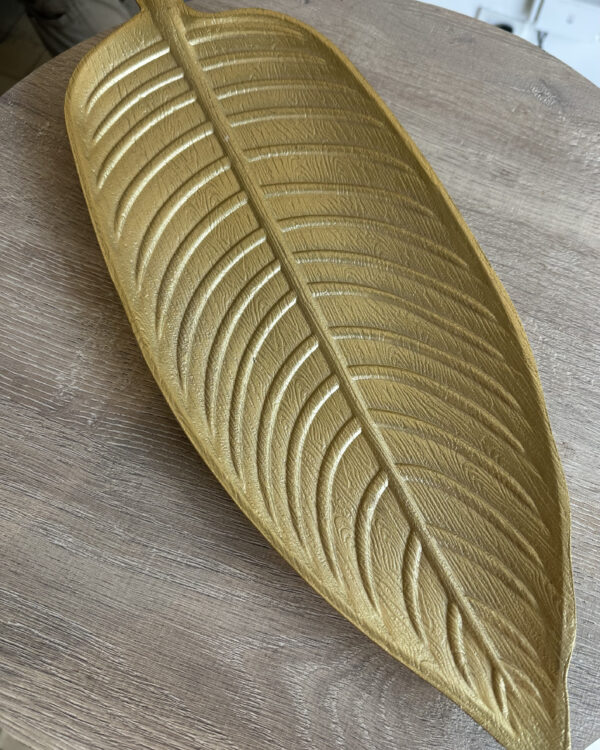 HOJA DORADA LARGA (BANDEJA)